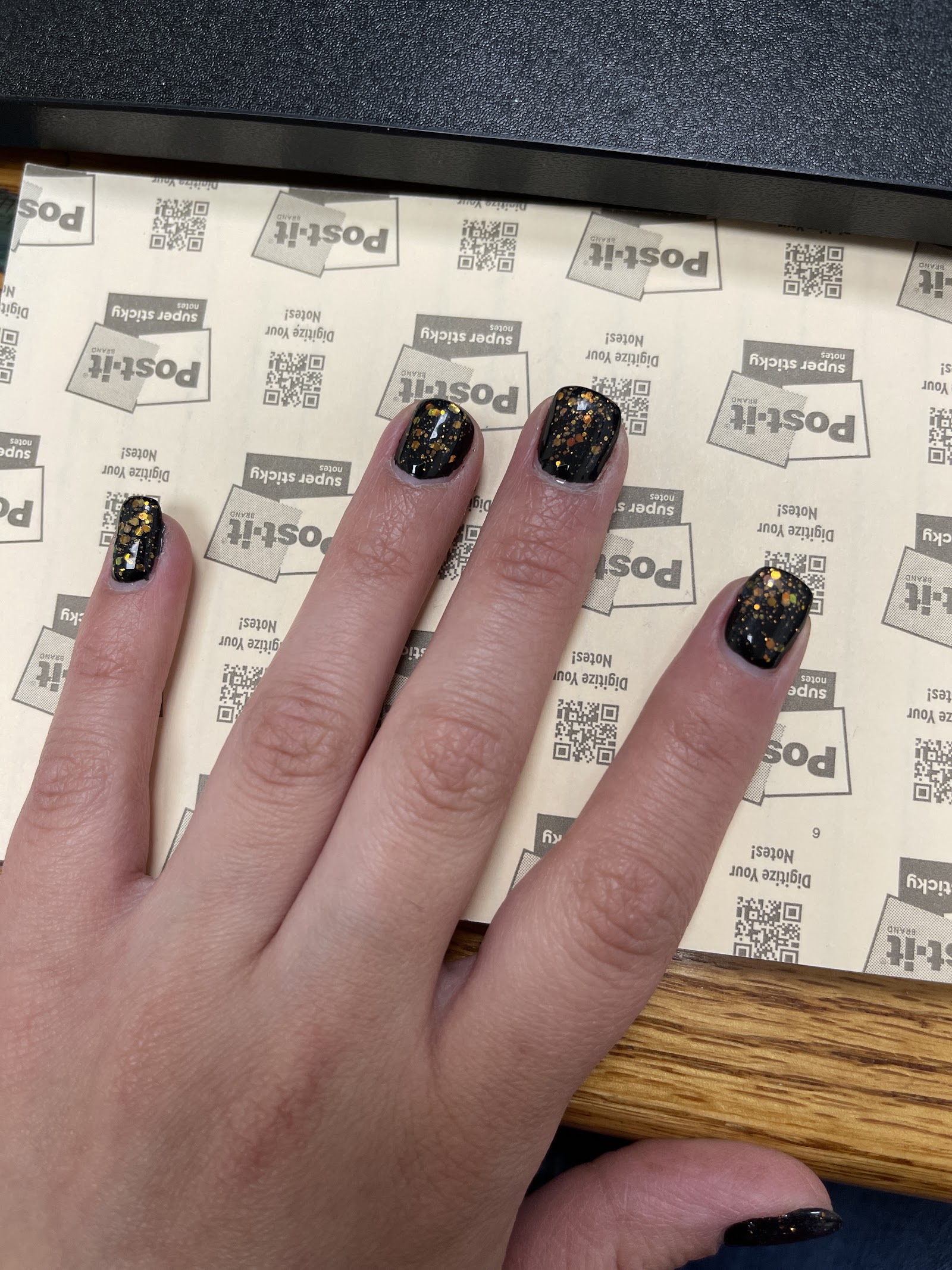 Lady Nails Salon nail photo 3